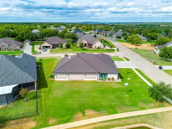 6343 Weatherby Road, Granbury, TX 76049