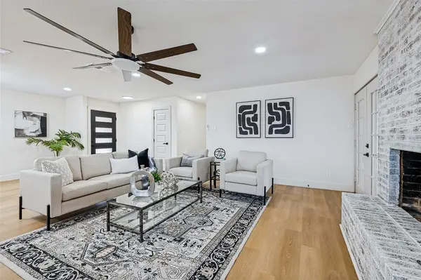 5445 Enderly Place, Dallas, TX 75227