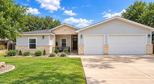 2111 American DR, Lago Vista, TX 78645