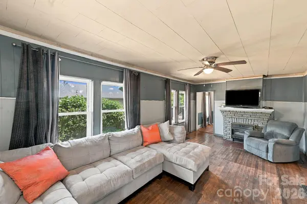 194 Logan AVE, Asheville, NC 28806