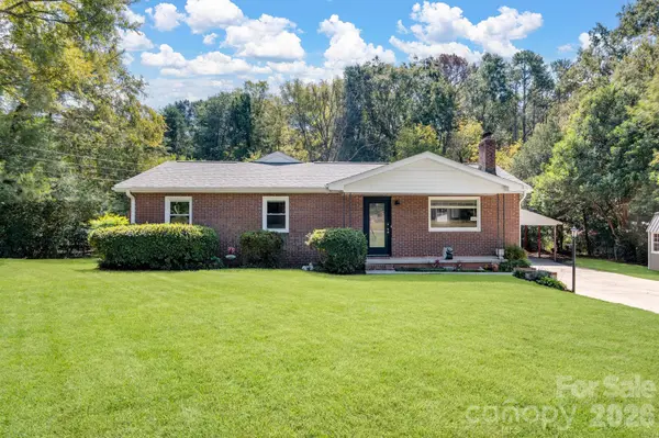 2010 Pine Top DR, Gastonia, NC 28054