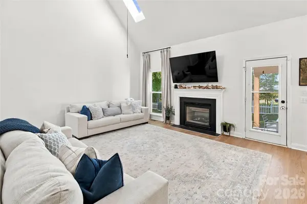 613 Weyburn DR NW, Concord, NC 28027