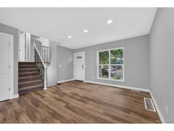 1661 S Walden, Aurora, CO 80017