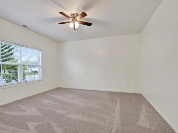 403 Treeline CV, Fort Wayne, IN 46825-1129