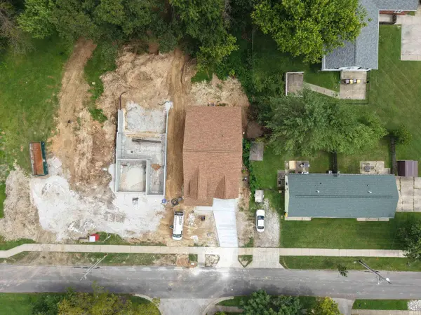 1829 S Maxwell ST, Bloomington, IN 47401