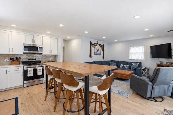 409 A Dune RD, Westhampton Beach, NY 11978