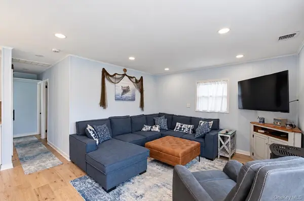 409 A Dune RD, Westhampton Beach, NY 11978