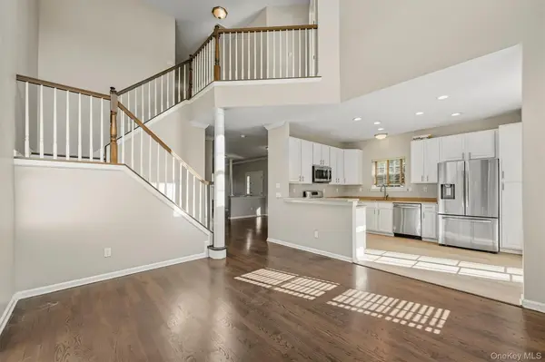 24 Ford CT, Monroe, NY 10950