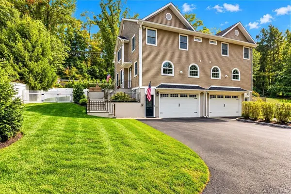 309 Granite Springs RD, Yorktown Heights, NY 10598