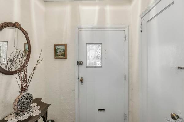 1114 Mace AVE, Bronx, NY 10469
