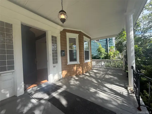 82 Quinby AVE, White Plains, NY 10606
