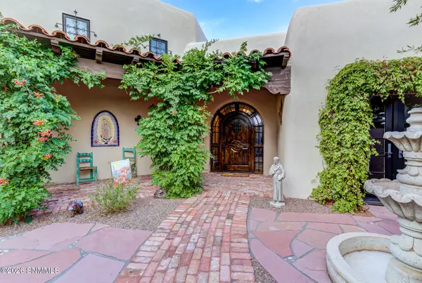 5002 Heno Mine RD, Las Cruces, NM 88011