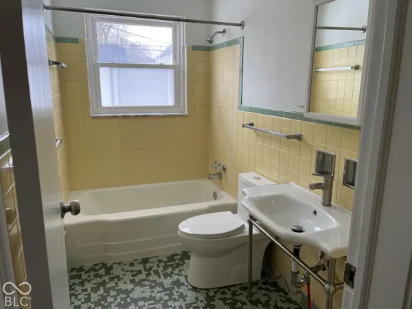 5230 Broadway ST, Indianapolis, IN 46220
