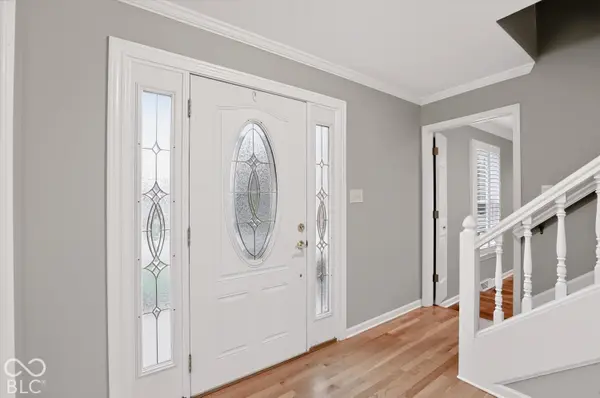 242 Hawthorne DR, Carmel, IN 46033