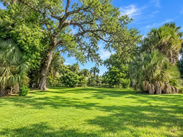 LOT 12 MONTCLAIR DR, Sarasota, FL 34231