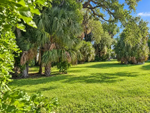 LOT 12 MONTCLAIR DR, Sarasota, FL 34231