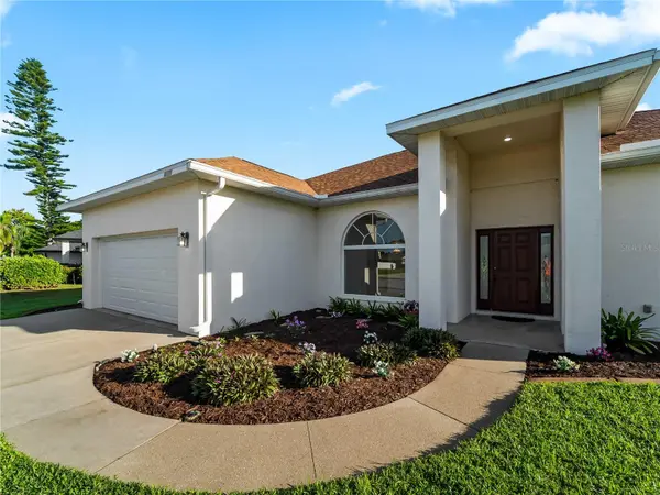 5121 PALM AIRE DR, Sarasota, FL 34243