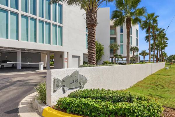 1375 BEACH RD #210 & SLIP 21, Englewood, FL 34223