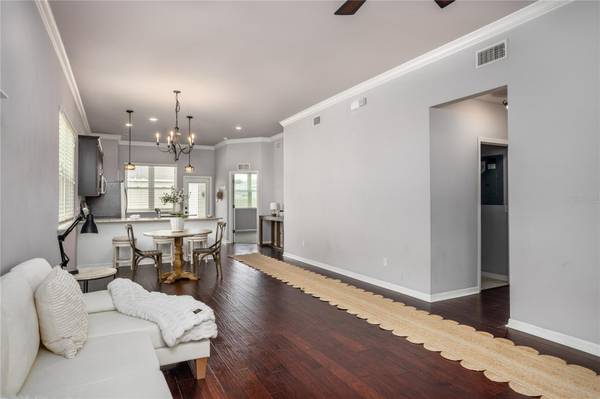 7925 SW 82ND DR, Gainesville, FL 32608