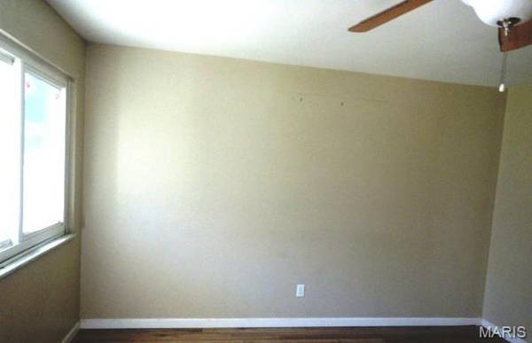13 Barto DR, Calverton Park, MO 63135