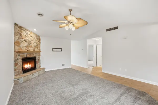 9831 Hart ST, St. John, IN 46373