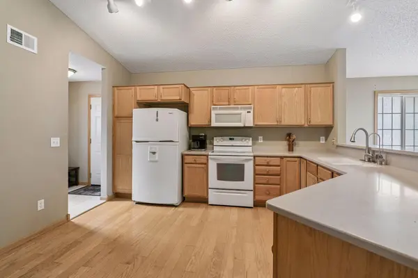 8556 Adair CIR N, Brooklyn Park, MN 55443