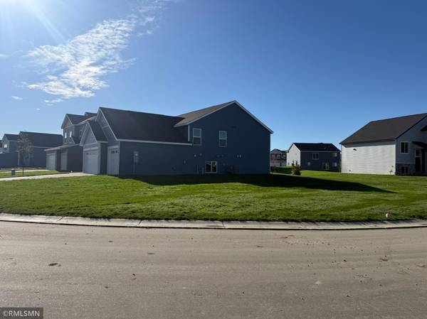 2771 Ivy AVE NE, Saint Michael, MN 55376