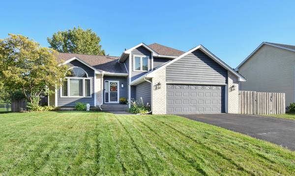 13171 Zion ST NW, Coon Rapids, MN 55448