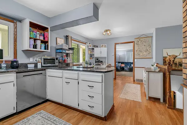 908 Brenda Lee DR, Saint Cloud, MN 56303