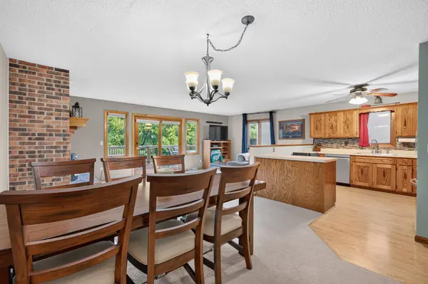149 Riverview DR #6, Monticello, MN 55362