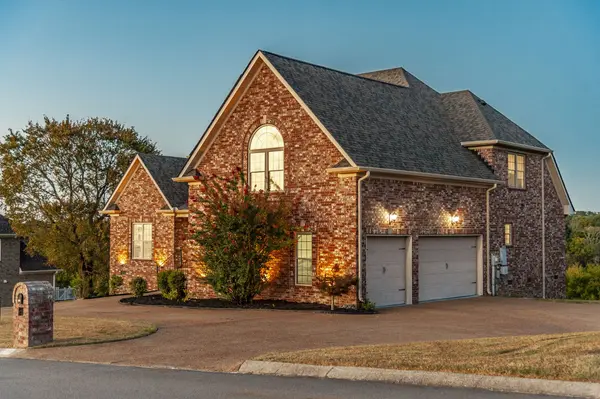 219 Hidden Harbour Dr, Mount Juliet, TN 37122