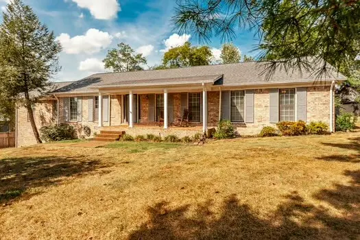 210 Tippett Hollow Ct, Franklin, TN 37067