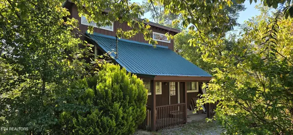 829 W Gold Dust Drive, Pigeon Forge, TN 37863