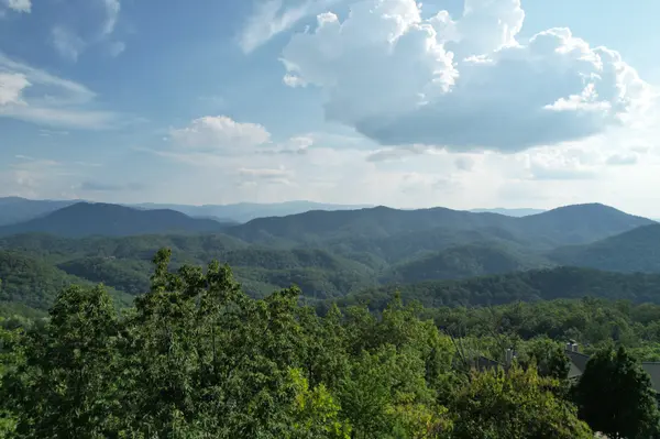 118E Settlers View Lane, Sevierville, TN 37862