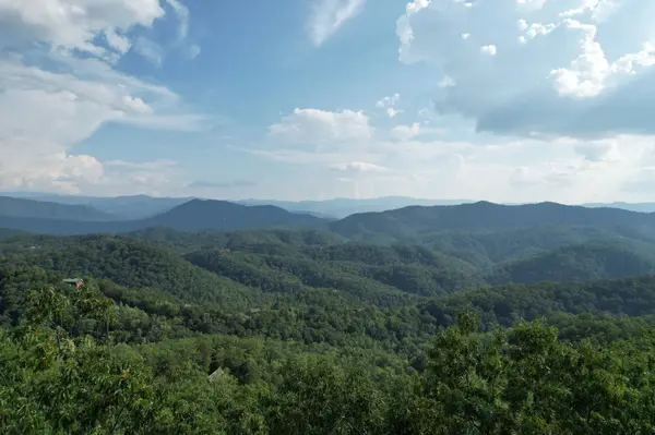118E Settlers View Lane, Sevierville, TN 37862