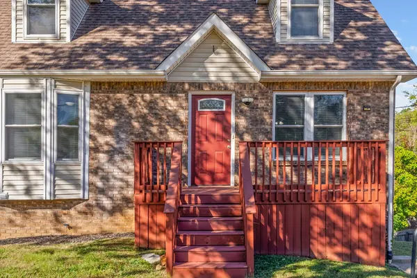 706 Green Valley Ct, Clarksville, TN 37042