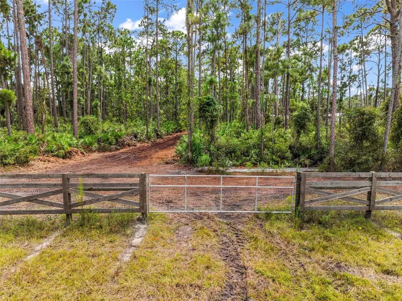 TROPICAIRE BLVD, North Port, FL 34286