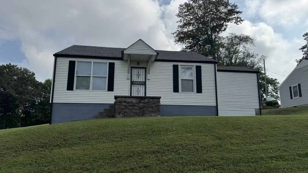 765 Cumberland Ter, Clarksville, TN 37040