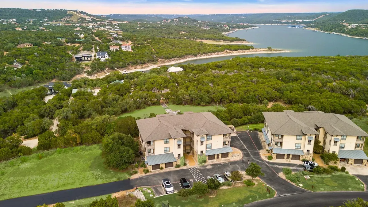 17800 Edgewood WAY #202, Jonestown, TX 78645