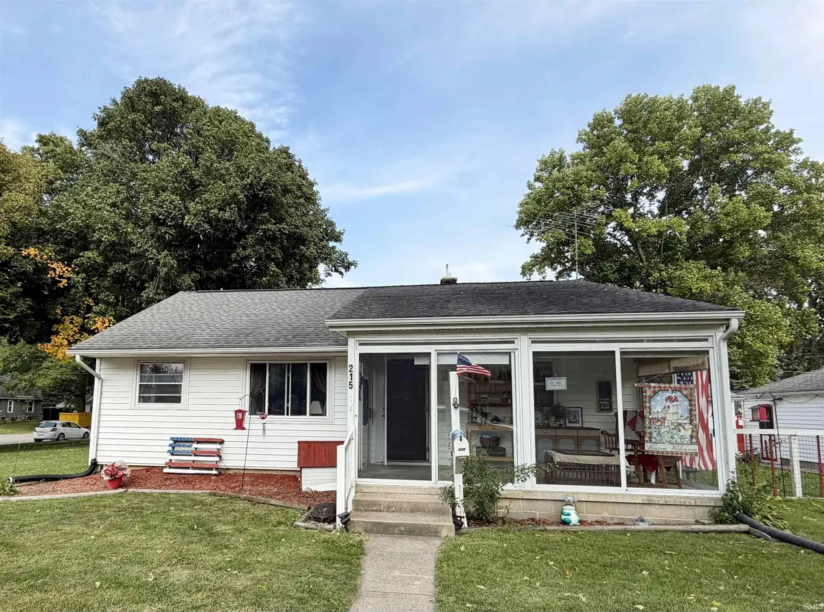 215 W Elm ST, Flora, IN 46929-1028