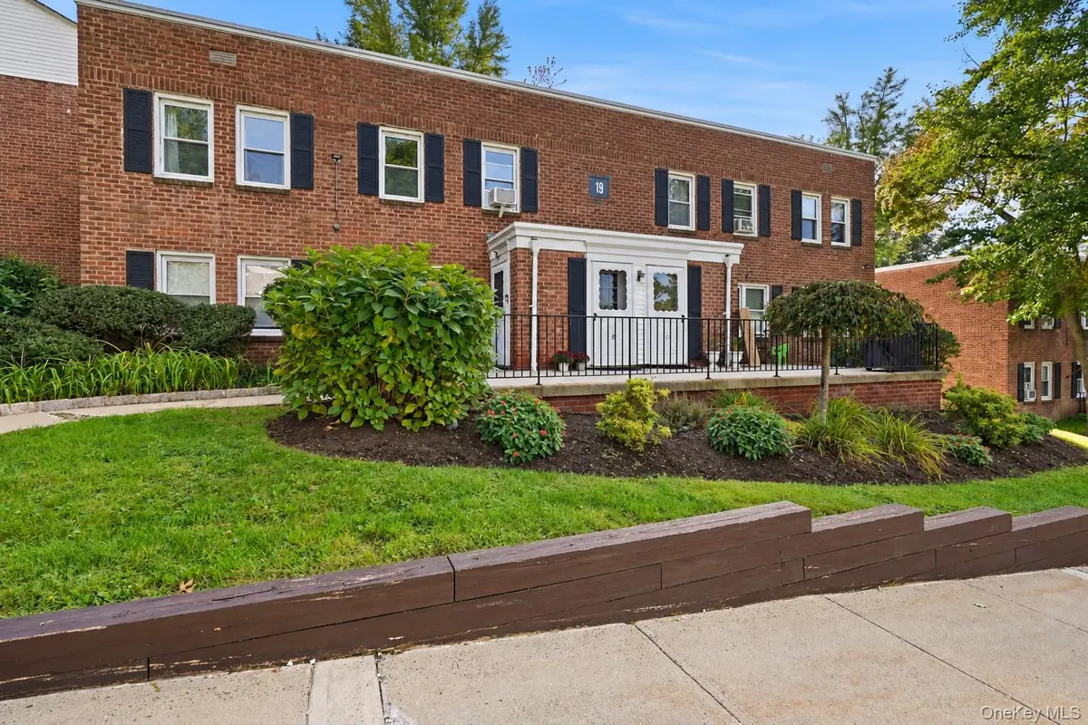 120 N Broadway #19B, Irvington, NY 10533