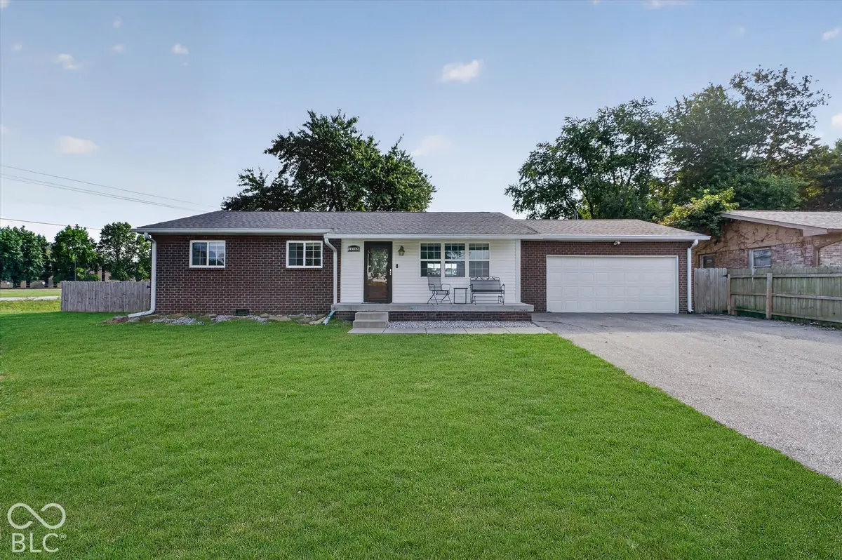 12165 N Rooker RD, Mooresville, IN 46158