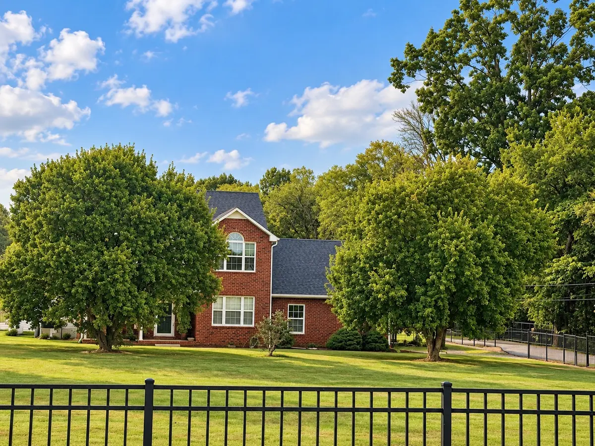 4612 Midland Rd, Christiana, TN 37037