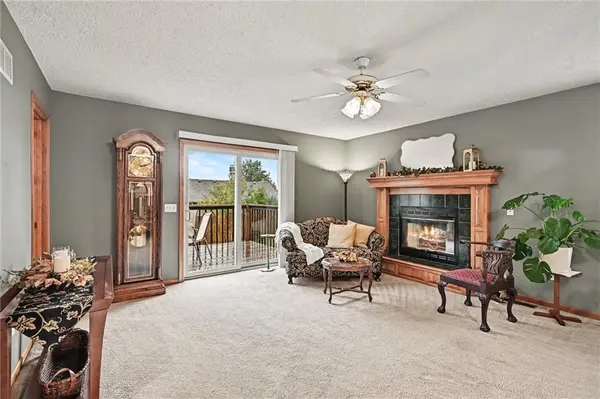513 Cape Cod CT, Smithville, MO 64089