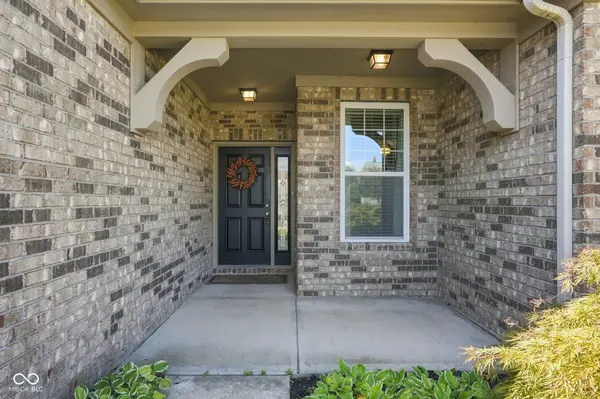 4617 Rainbow RUN, Greenwood, IN 46143