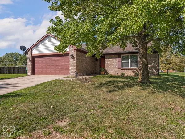 232 Park Place CT, Avon, IN 46123