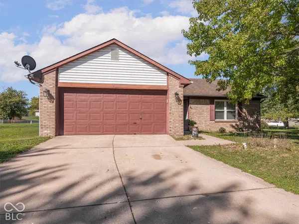 232 Park Place CT, Avon, IN 46123