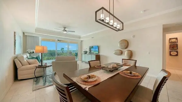 250 HIDDEN BAY DR #302, Osprey, FL 34229