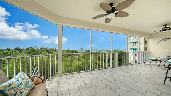 250 HIDDEN BAY DR #302, Osprey, FL 34229