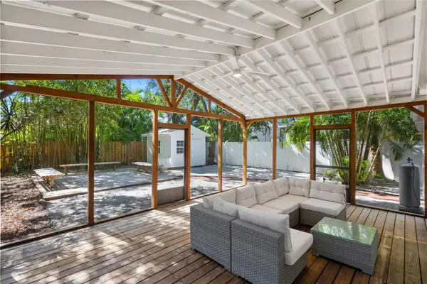 2142 WALDEMERE ST, Sarasota, FL 34239